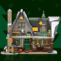 MOULD KING 16049S Christmas Cottage with 834 Pieces
