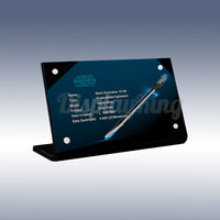 Display King - Acrylic display plaque for Mould King Balck Darksaber 10138