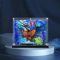 Display King - Acrylic display case with screw for LEGO® Kingfisher Bird 10331