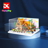 Display King - Acrylic display case with screw for LEGO® Snow White and the Seven Dwarfs' Cottage 43242
