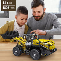Mould King 17026 Pneumatic Loader Building Model with Motor/APP Remote 1803 PCS