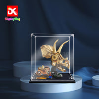 Display King - Acrylic display case with screw for LEGO® Dinosaur Fossils: Triceratops Skull 76969