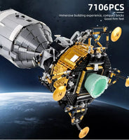 MOULDKING 21006 Apollo 11 Spacecraft Construction Building Block Gift Toy 7011PC