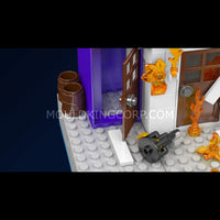 Mould King 10144 Dock Fire & Kitten Rescue Building Set | 588 Pcs