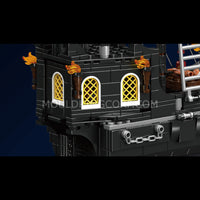 Mould King 10195 Black Pearl Pirate Ship Building Set | 932 Pieces