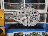 Display King - Acrylic display case for LEGO® Millennium Falcon 75192  (Vertical style)
