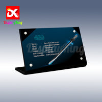 Display King - Acrylic display plaque for Mould King Balck Darksaber 10138
