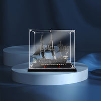 Display King -Acrylic display case with screw for LEGO® Captain Jack Sparrow's Pirate Ship 10365
