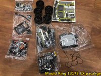 MOULD KING 13175 1:8 Land Rover Defender with 2668 Pieces
