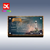 Display King - Acrylic display plaque for Lego Motorised Lighthouse 21335
