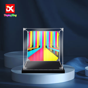 Display King - Acrylic display case with screw for LEGO® Polaroid Onestep $X-70 Camera 21345