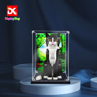 Display King - Acrylic display case with screw for LEGO® Tuxedo Cat 21349
