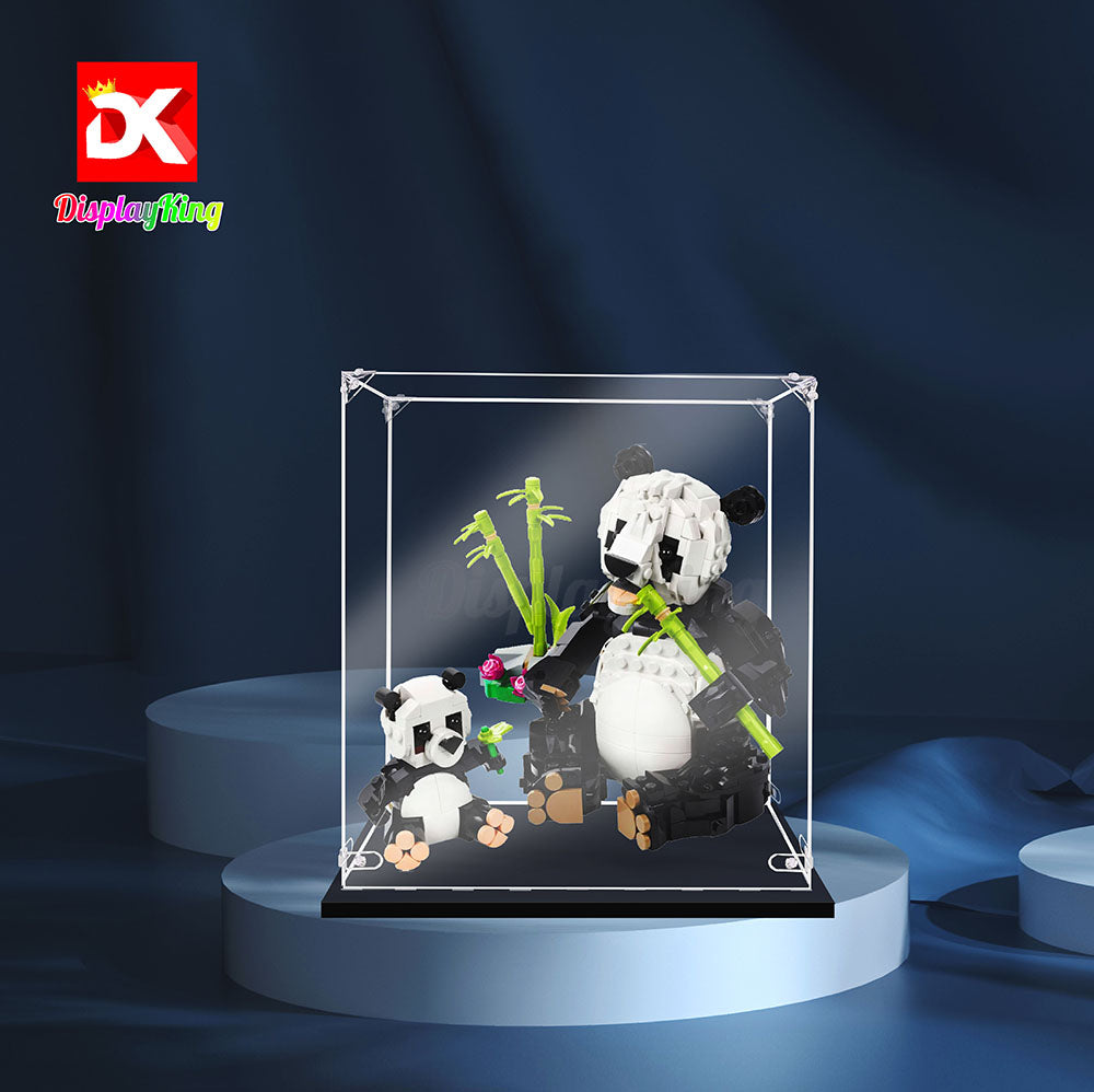 Display King -Acrylic display case with screw for LEGO® Wild Animals: Panda Family 31165