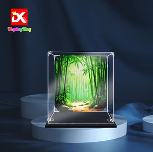 Display King -Acrylic display case with screw for LEGO® Wild Animals: Panda Family 31165