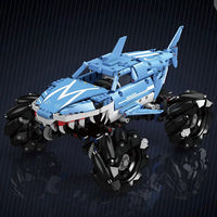 MOULD KING 18032 Monster Truck Megalodon with 786 Pieces
