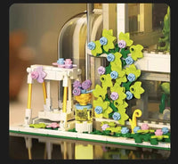 JIESTAR JJ9044 Botanical Garden with 2231 Pieces
