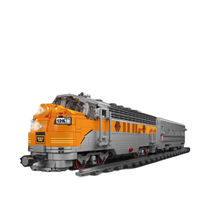 MOULD KING 12018 USA EMD F7 WP Diesel Locomotive With Motor with 1541 Pieces
