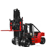 MOULD KING 17045 Red Heavy Duty Stacker With Motor with 4579 Pieces
