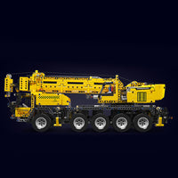 MOULD KING 17047 Mechanical Crane C+ With Motor with 2688 Pieces
