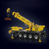 MOULD KING 17047 Mechanical Crane C+ With Motor with 2688 Pieces
