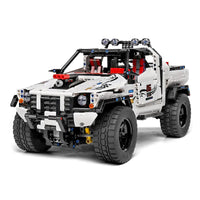 MOULD KING 18005 Custom Pick-Up 4X4 Car with 2027 Pieces
