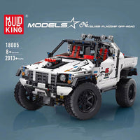 MOULD KING 18005 Custom Pick-Up 4X4 Car with 2027 Pieces
