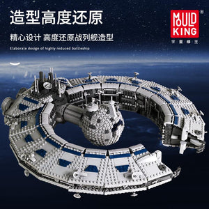 MOULD KING 21008 Lucrehulk Star Control Ship with 3500 Pieces